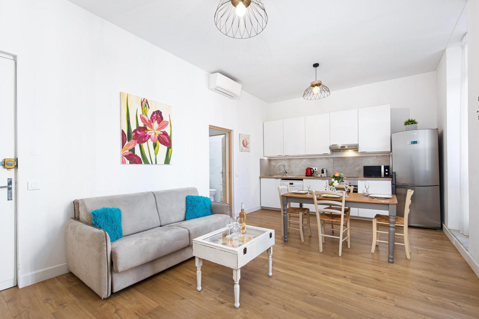 Barel - Cosy 2 Pieces En Plein Coeur De Menton Appartement Buitenkant foto